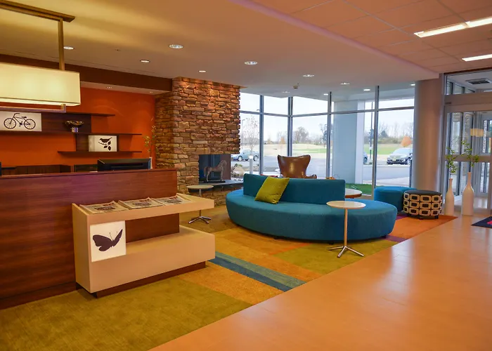Fairfield Inn And Suites Canton South