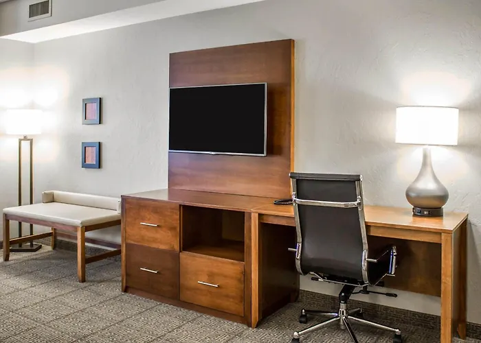 Comfort Suites Hartville-North Canton